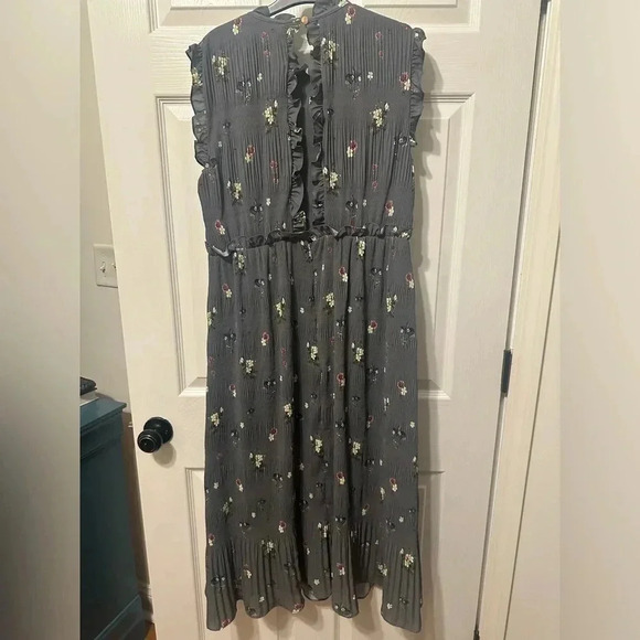 Ted Baker Gray Pleated Floral Midi Dress Size 8 - Picture 4 of 7